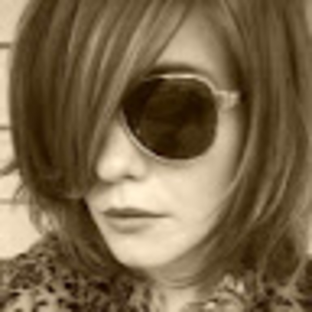 Meet your Posher, April